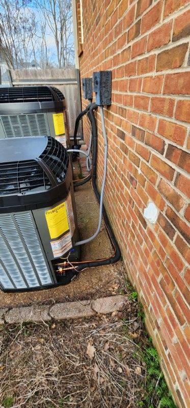 Residential AC install by Comfortable LLC